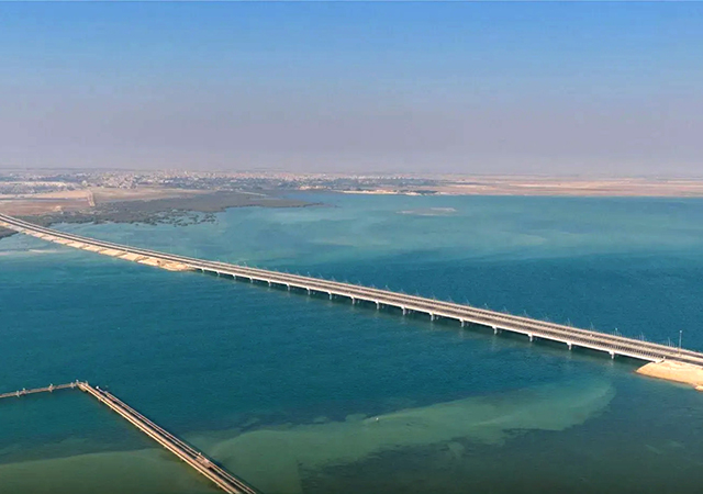 The Safwa–Rahima Road and its landmark 3.2-km marine bridge links Safwa in Qatif to the industrial centre of Ras Tanura.